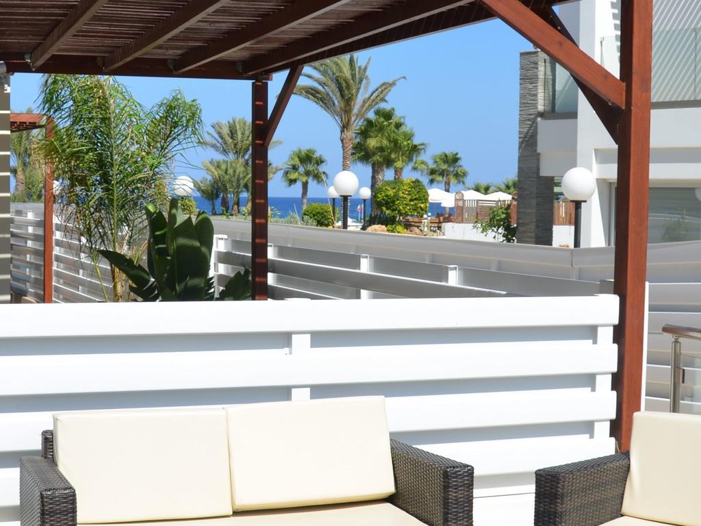 Athena Beach Villas Протарас Экстерьер фото