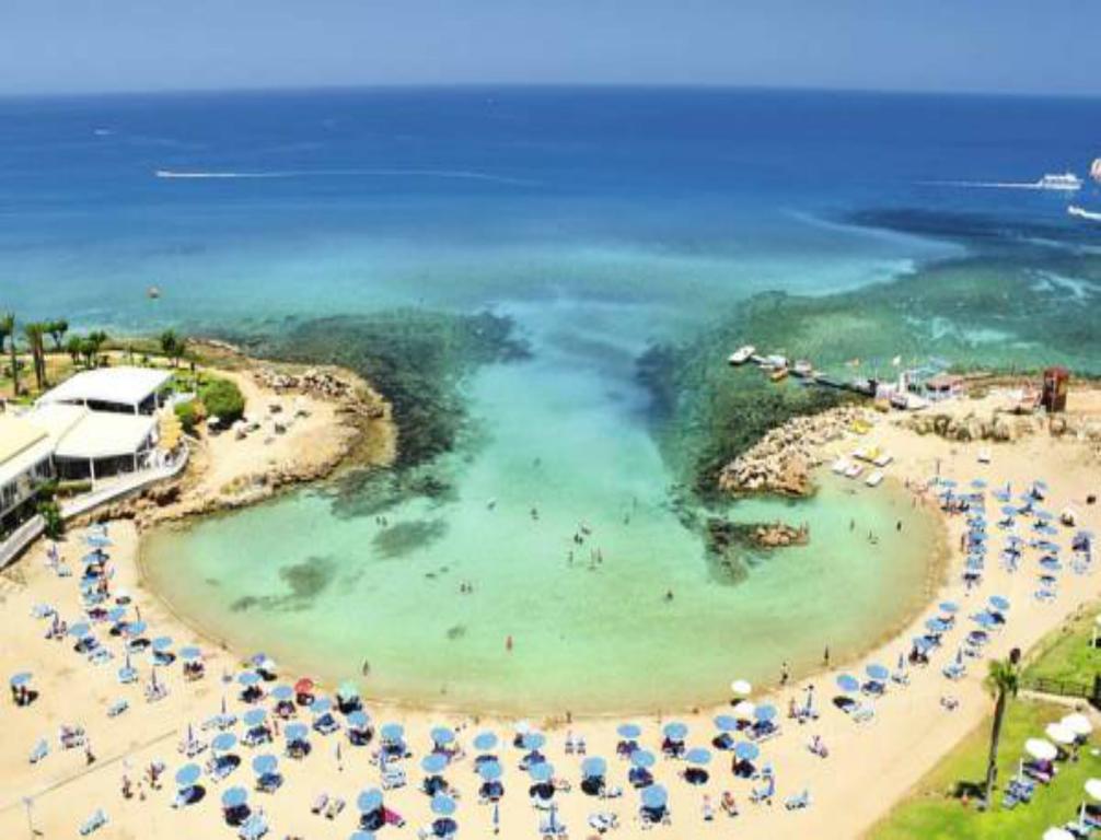 Athena Beach Villas Протарас Экстерьер фото