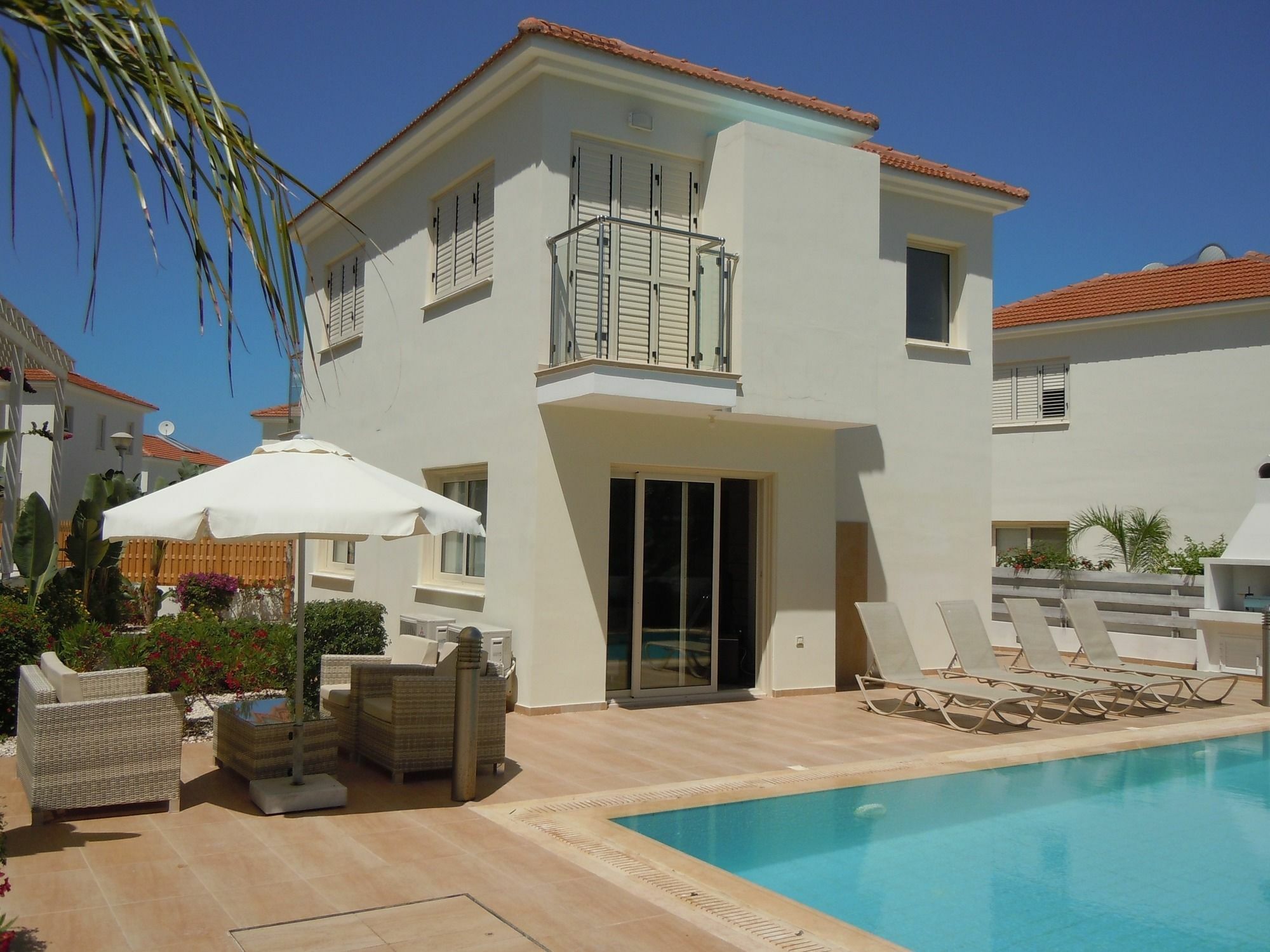 Athena Beach Villas Протарас Экстерьер фото