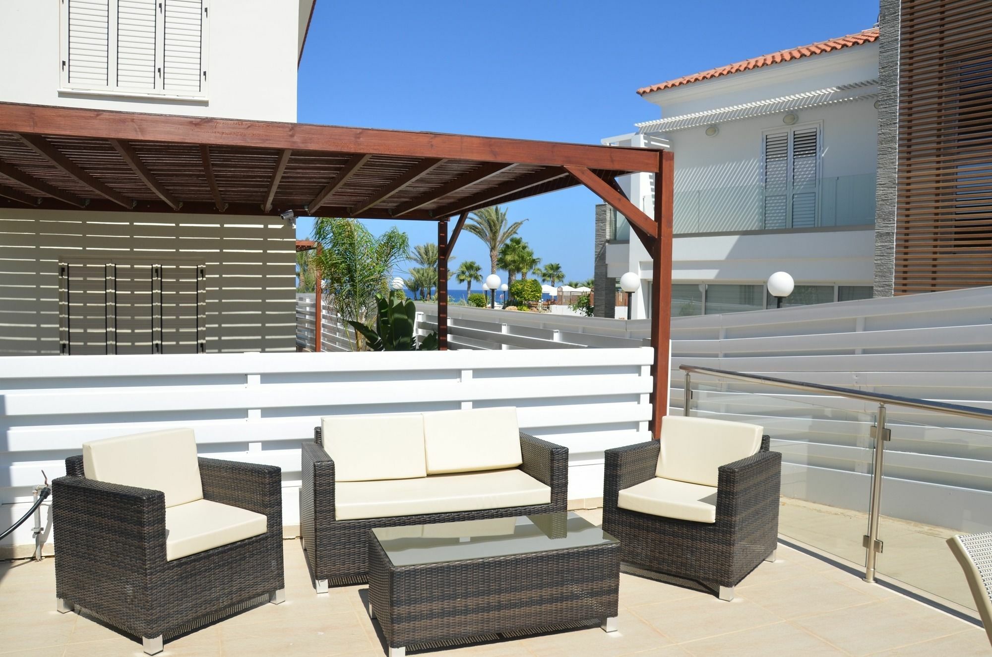 Athena Beach Villas Протарас Экстерьер фото